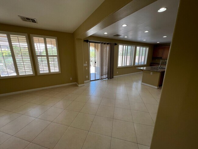 Foto del edificio - ALIANTE MASTER PLAN COMM/ GATED *5 BEDROOM...