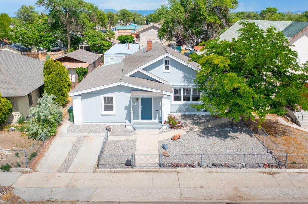 Foto principal - 275 S East St