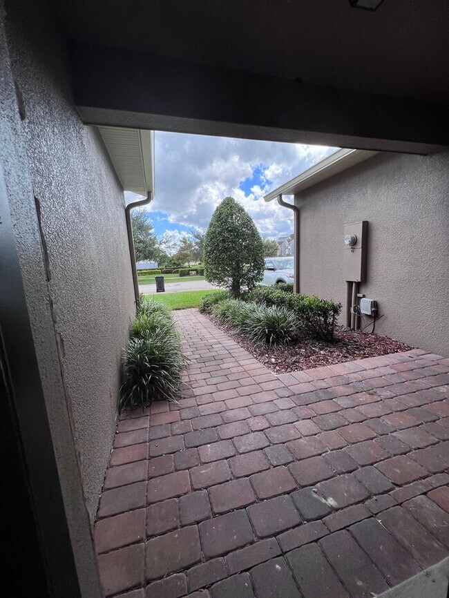 Foto del edificio - 1873 Chatham Place Dr