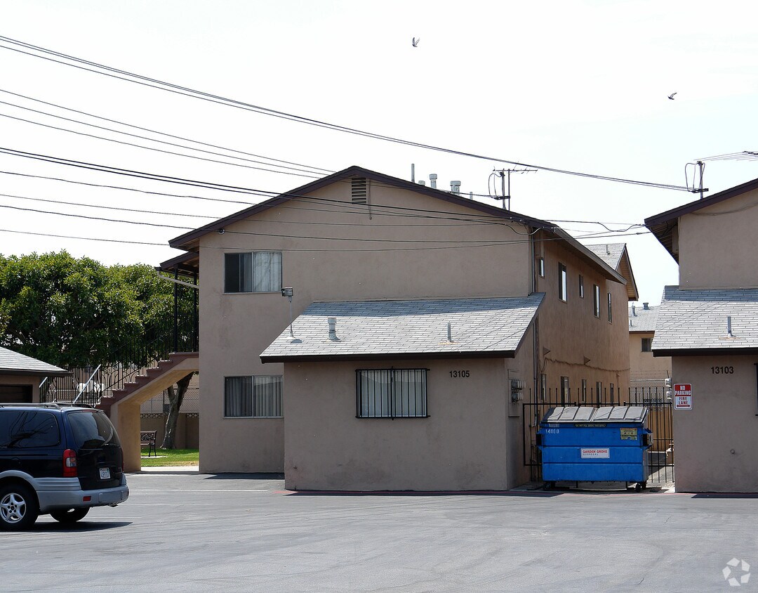 Building Photo - 13105 Partridge St
