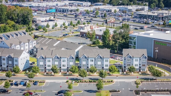 Building Photo - Radial at Mora Point