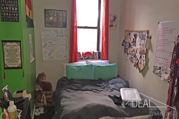 Foto del edificio - 946 Nostrand Ave