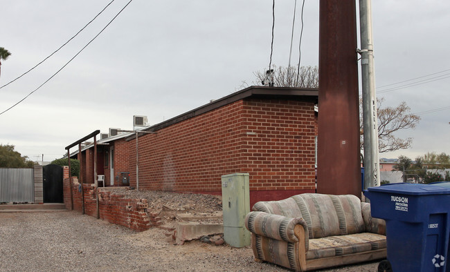 Building Photo - 51-63 N Tyndall Ave
