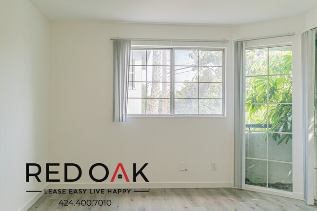 Building Photo - 4320 S Centinela Ave