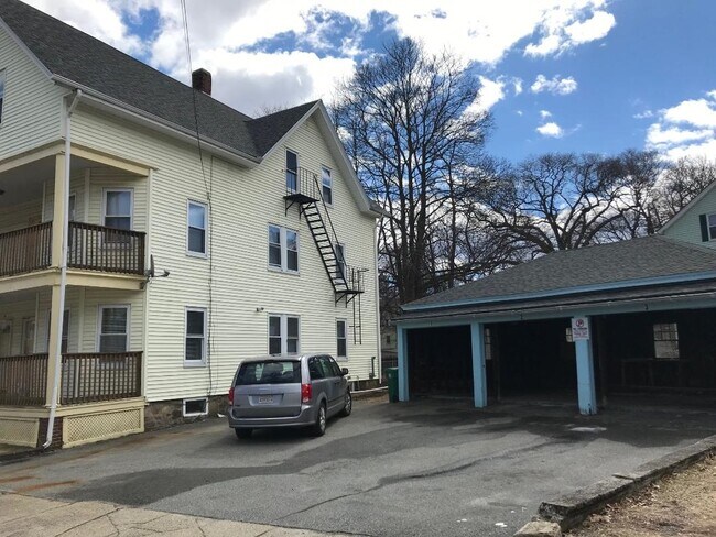 Building Photo - 76 Phebe St