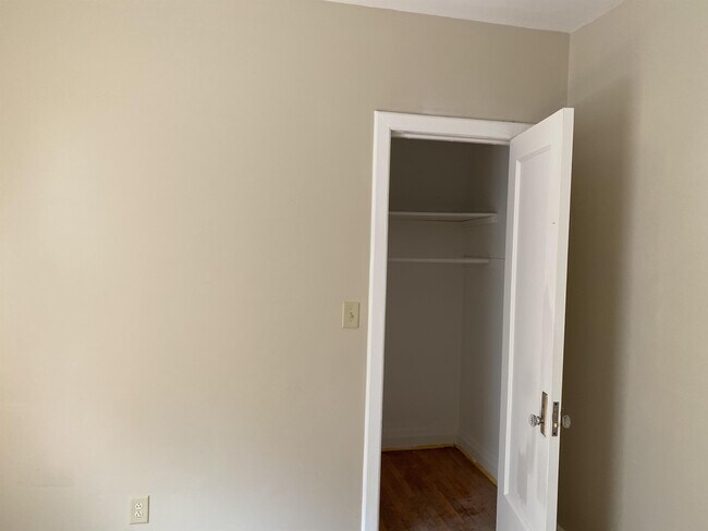 Building Photo - 3602 Fir St