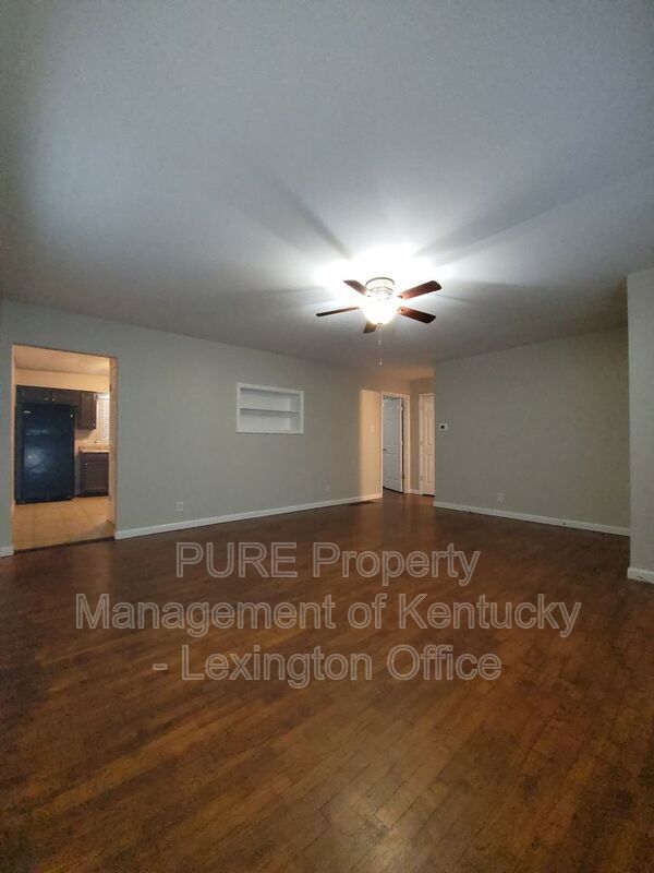 Building Photo - 418 Granard Ave