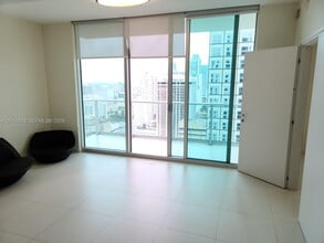 Building Photo - 300 S Biscayne Blvd