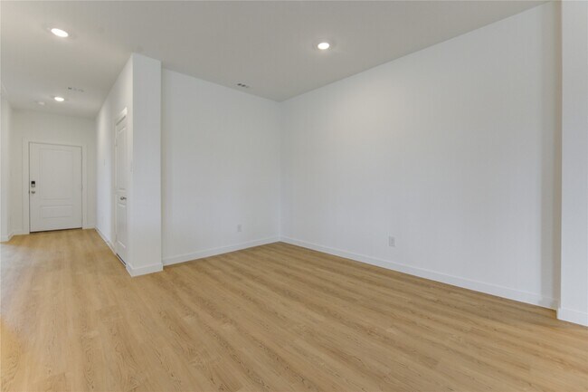 Foto del edificio - 9047 Rose Water Trl