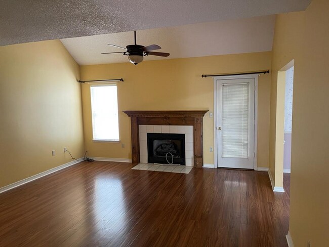 Building Photo - 378 Brookwood Blvd
