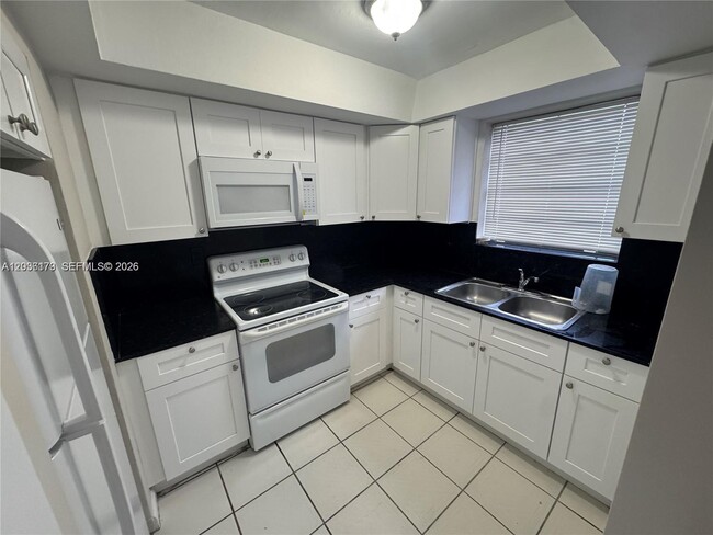 Photo - 1370 NE 119th St Apartment