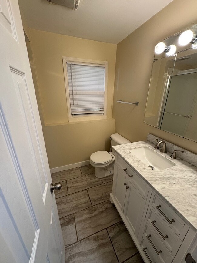 Foto del edificio - 2002 Andrew St SE