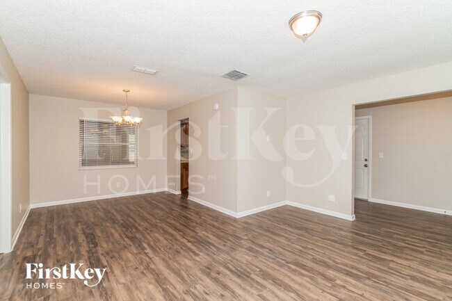 Foto del edificio - 6328 Toyota Dr