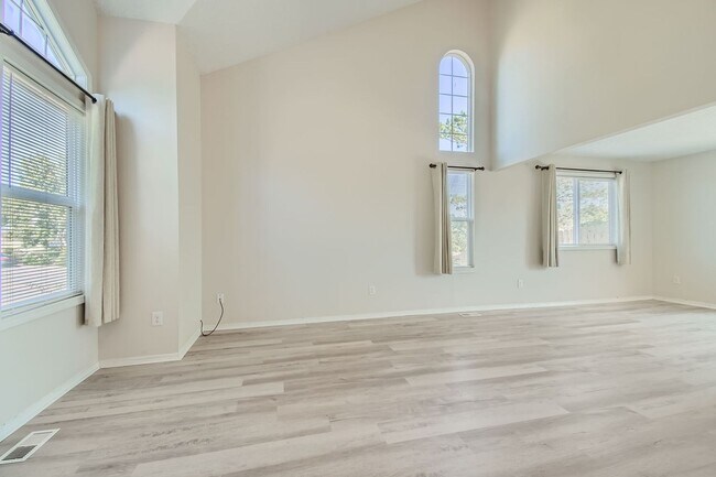 Foto del edificio - Home in Thornton!