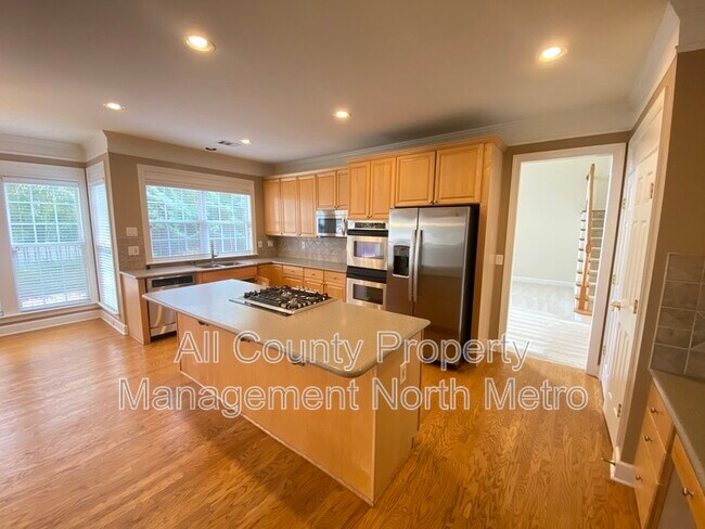 Foto del edificio - 2024 Belridge Ct