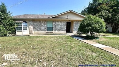 Building Photo - 1301 Quail Dr