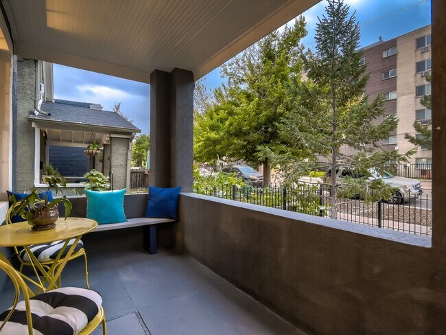 Foto del edificio - Beautifully Updated Curtis Park Home