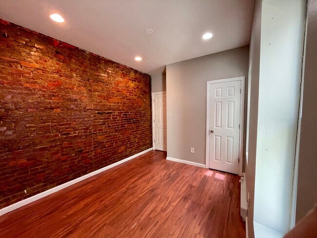 Foto del edificio - 3451 Braddock St