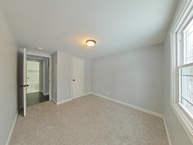 Foto del edificio - 19136 W Jacquie Ave