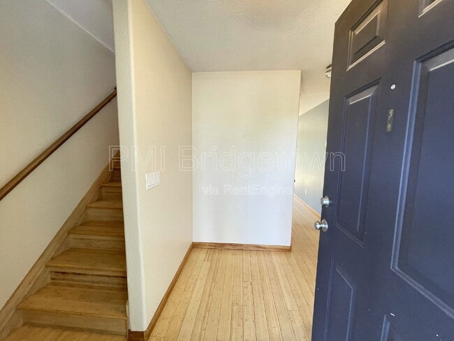 Foto del edificio - 4704 NE 28th Ave