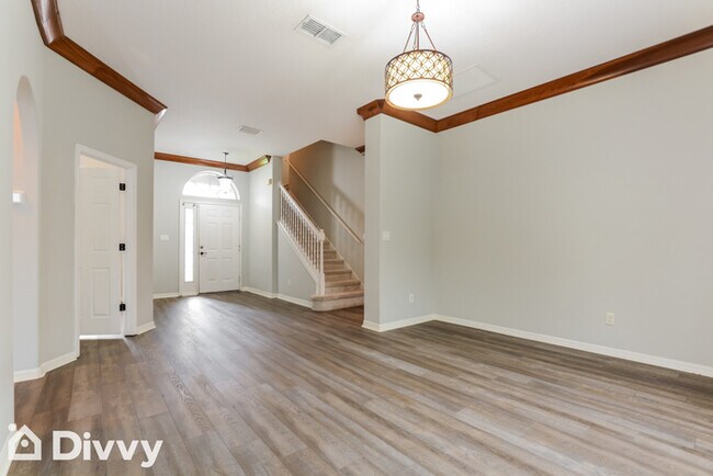 Building Photo - 2806 Strand Loop Ct