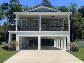 Building Photo - 356 Seminole Dr