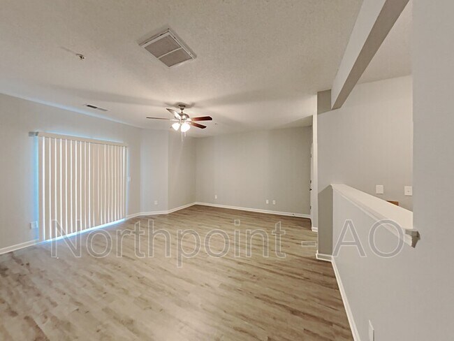 Foto del edificio - 1776 Broad River Rd