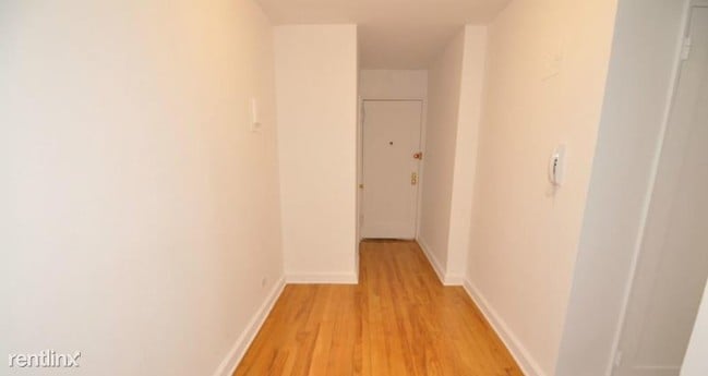 Building Photo - 39-50-50 52nd St