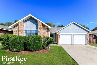 Building Photo - 529 Valley Spring Dr