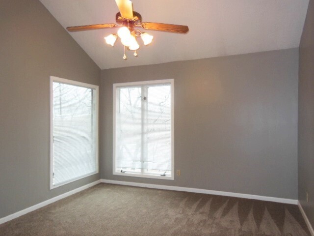 Building Photo - 4811 Horton St, Mission, KS 66202, USA