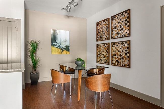 Foto del edificio - The Rowan at Southwest Austin