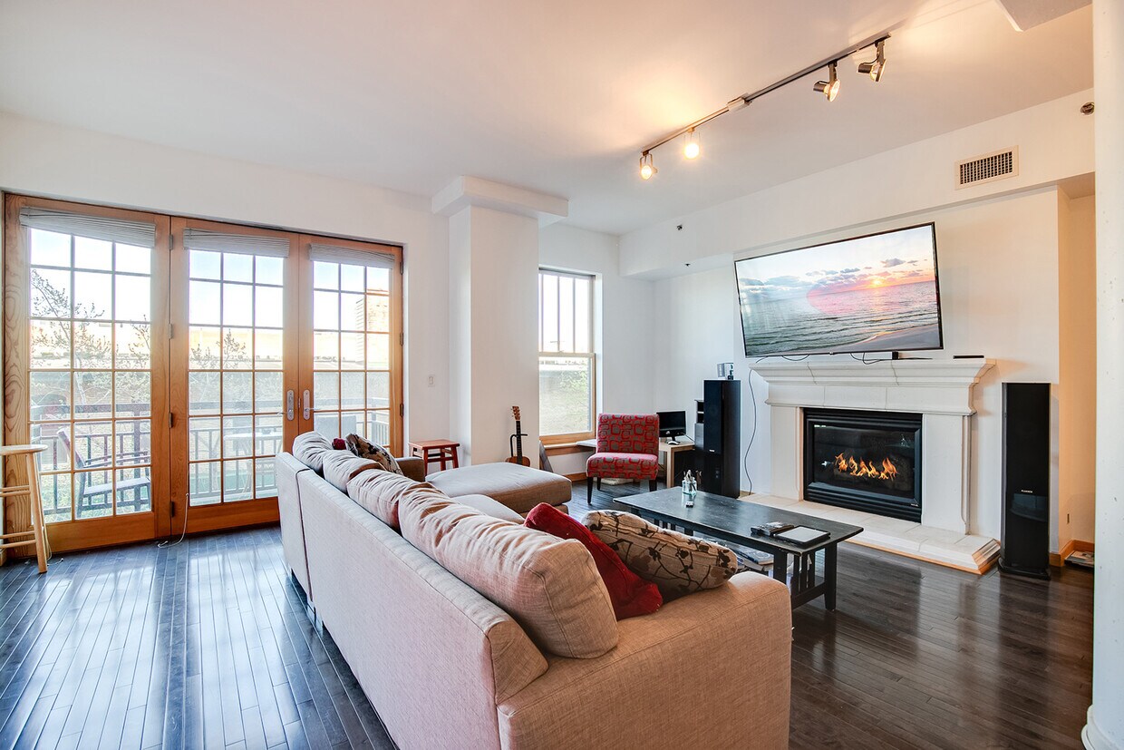 Foto principal - 408 N 1st St