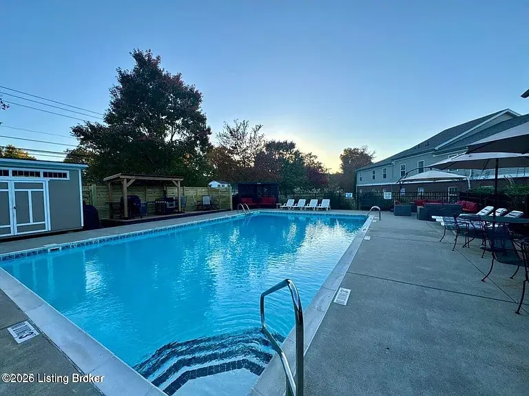 Building Photo - 9001 Falcon Crest Ct