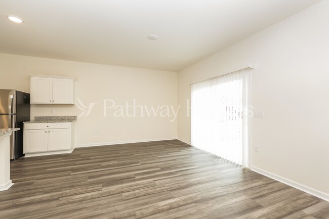 Foto del edificio - 1074 Large Poppy Dr