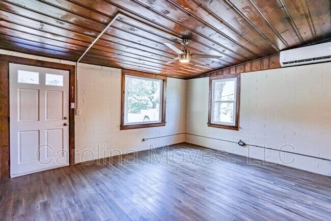 Foto del edificio - 205 Brushy Creek Rd
