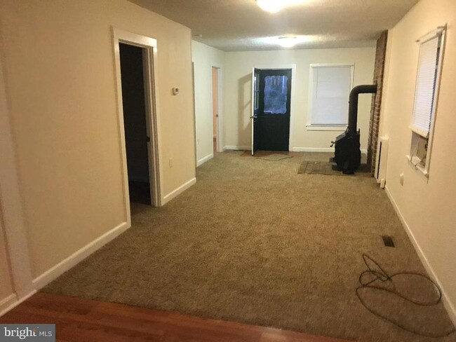 Foto del edificio - 6435 Hunting Springs Pl