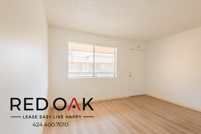 Foto del edificio - 7119 E Gage Ave