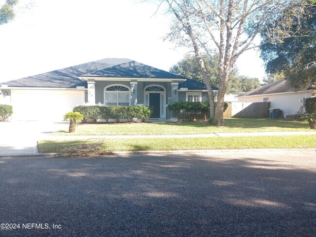 Foto del edificio - 14019 Crestwick Dr W