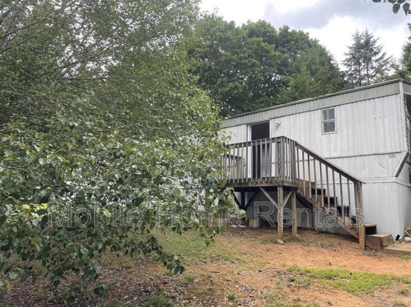 37 Red Fox Loop, Clyde, NC 28721 House Rental in Clyde, NC