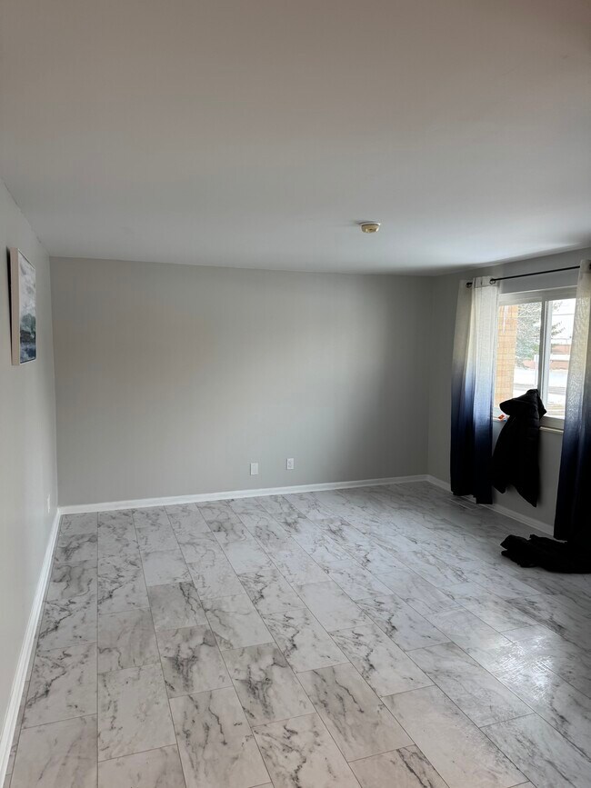 Foto del edificio - 1704 Rosemont Rd