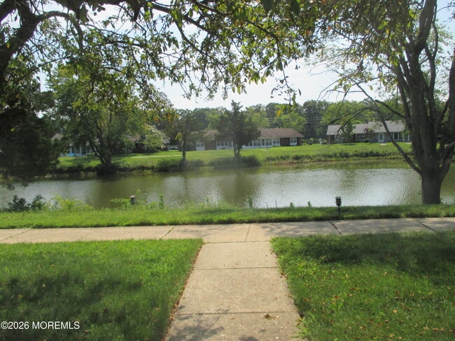 Foto del edificio - 363B Chesterfield Ct