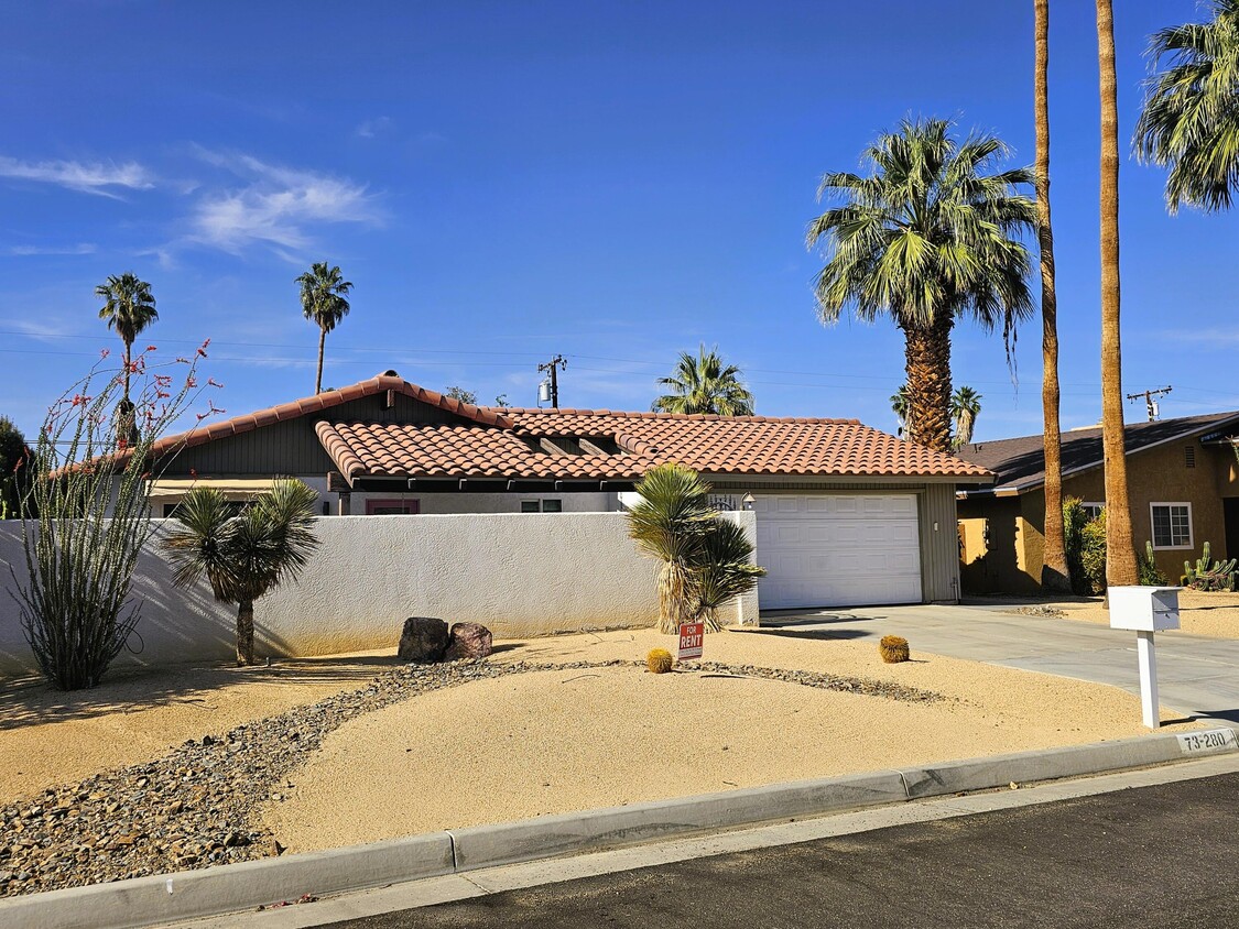 Primary Photo - 73280 San Nicholas Ave
