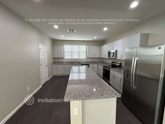Building Photo - 5005 N 189th Dr