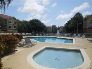 Foto del edificio - 8821 Wiles Rd