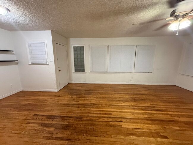 Building Photo - 2617 37th St