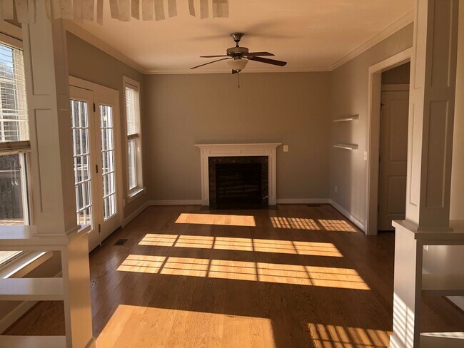 Foto del edificio - 178 Brookwood Dr