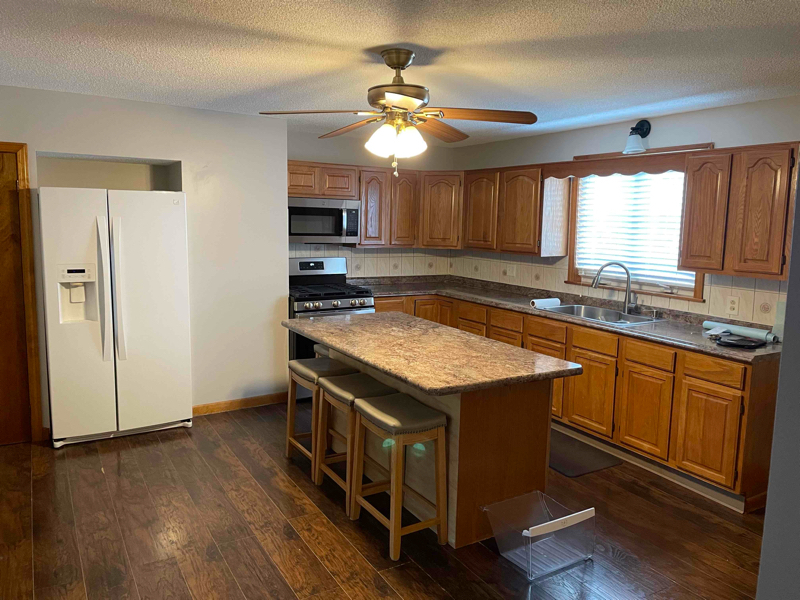 Foto principal - 465 N Belmont St