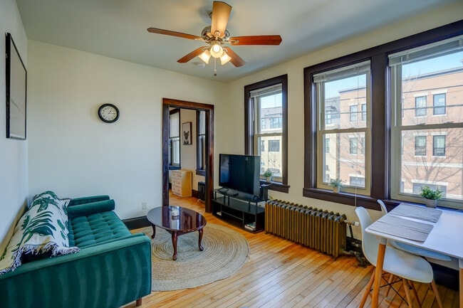 Foto del edificio - 1253 Williamson St