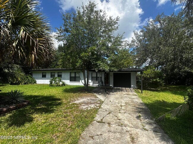 Foto del edificio - 1662 Hawaii Dr E