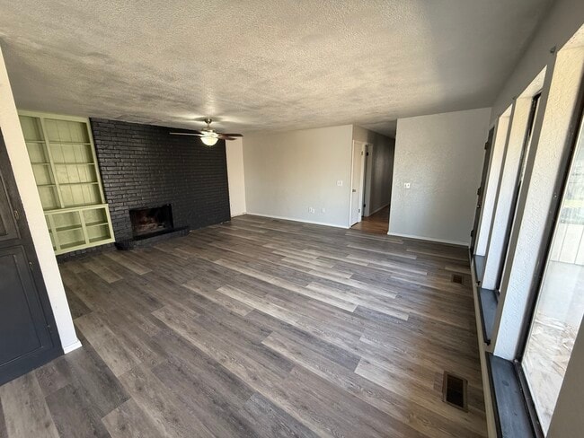 Building Photo - 7113 NW 30th Terrace